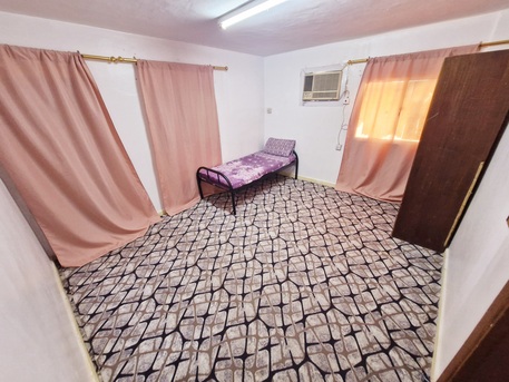 SAR 600 / Month | Room Sharing (2 Bedspaces) | Near Market, Transport & Restaurants