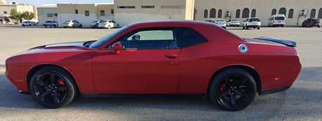 Dodge Challenger SXT 2016 | Automatic | 180,800 KM | For Sale | SAR 42,000