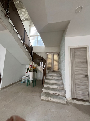INR 31000000/year, 5 BR, 6Bhk, 6 Toilets Villa For Sale Near Suncity Hyderabad India In A Gated Community.