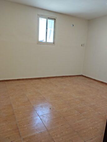 SAR 20,000 Yearly | 120 sqm Studio | Rooftop Apartment | Close to Armco Stadium & Indian Schools