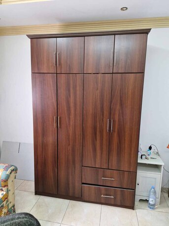 SAR 5000 | Household Items