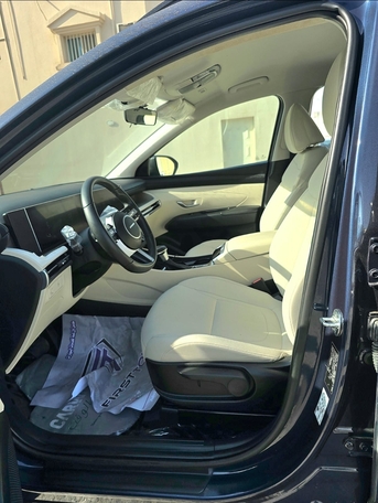 SAR 85,000 | Hyundai Tucson 2025 | 2.0L | Auto | 87K KM | Accident-Free | Expat Owner
