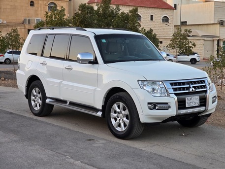 itsubishi Pajero GLS 2020 | 4×4 | Mid Option | Automatic | 87,000 KM | 1st Owner | For Sale | SAR 65,000