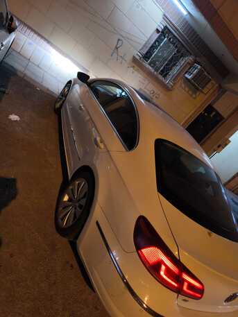 SAR 23000, Volkswagen Passat R-Line, 2015, Automatic, 175000 KM, Volkswagen Passat CC- 1.8L Turbo Sports For Sale
