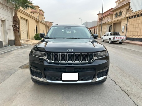 Jeep Grand Cherokee Limited 2022 | 4×4 | Sunroof | Automatic | 71,000 KM | 100% Accident-Free | SAR 150,000