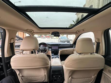 Jeep Grand Cherokee Limited 2022 | 4×4 | Sunroof | Automatic | 71,000 KM | 100% Accident-Free | SAR 150,000
