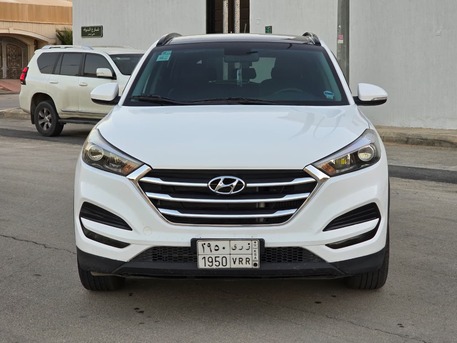 Well-Priced Hyundai Tucson Diesel 2018 | Full Option | Automatic | 157,000 KM | 2nd Owner | SAR 57,000