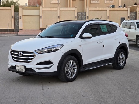 Well-Priced Hyundai Tucson Diesel 2018 | Full Option | Automatic | 157,000 KM | 2nd Owner | SAR 57,000