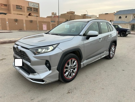 Premium Toyota RAV4 Prime 2022 | AWD | Panoramic Sunroof | Automatic | 64,000 KM | 1st Owner | 100% Accident-Free | SAR 115,000