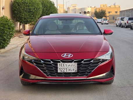 SAR 58000, Hyundai Elantra 2.0, 2024, Automatic, 18000 KM, 2023 Hyundai Elantra GLS Full Loaded With Sunroof For Urgent Sales (2nd Owner)