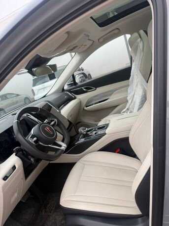 SAR 90000, HONGHI HS3, 2024, Automatic, 27000 KM, SAR 90000, Hongqi Hs3 45TD Turbo Charged Fully Loaded, , AWD , With Pa