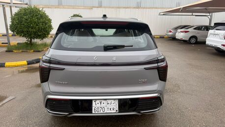 SAR 90000, HONGHI HS3, 2024, Automatic, 27000 KM, SAR 90000, Hongqi Hs3 45TD Turbo Charged Fully Loaded, , AWD , With Pa