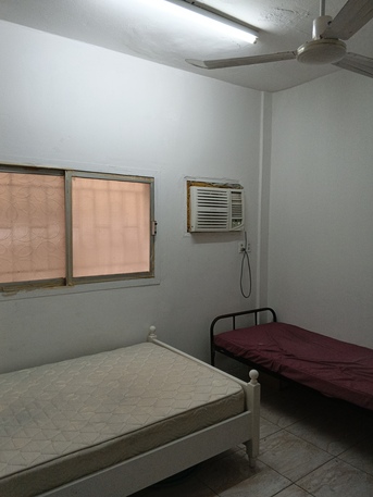 SAR 650 Monthly | Semi-Furnished Single Room Available in 2-Room Apartment