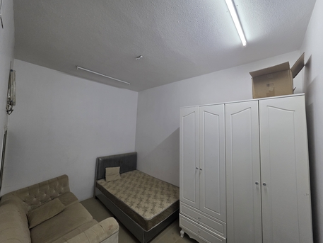 SAR 22,000 Yearly | Family 3 Bedroom Apartment | 2 Baths | Kitchen Included