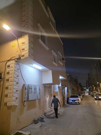 SAR 22,000 Yearly | Family 3 Bedroom Apartment | 2 Baths | Kitchen Included