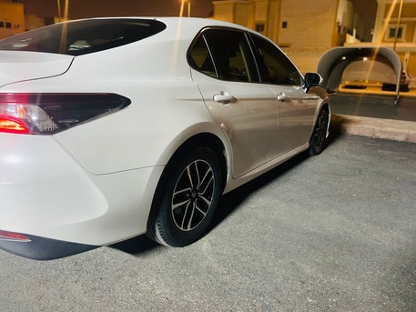 Toyota Camry LE Hybrid 2021 – Automatic | 15,000 KM | For Sale | SAR 85,000