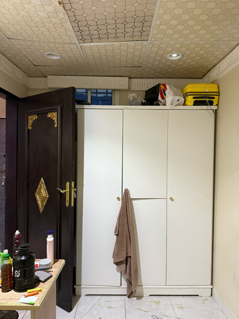 SAR 1,300 / Month | Semi-Furnished Room | Sharing Flat with Kitchen & Washroom