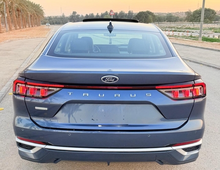 Ford Taurus 2023 – Automatic | 57,000 KM | For Sale | SAR 73,000