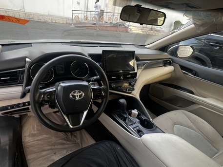 Toyota Camry Hybrid 2022 | Automatic | 113,000 KM | For Sale | SAR 57,000