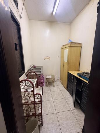 AR 1,700 / Month | Studio (1BHK) | Fully Furnished | Electricity 40%
