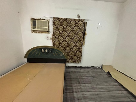 SAR 7,000 / Month | Large Room in Family Flat Building