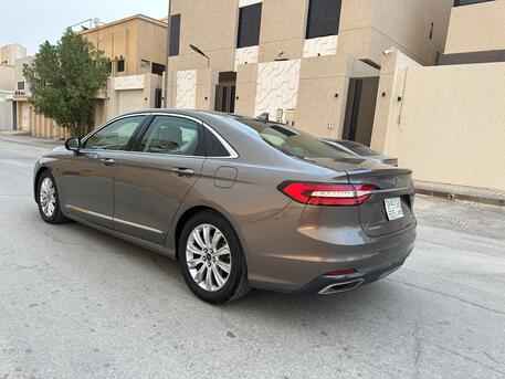 SAR 82,000 | 2022 Ford Taurus | Automatic | 101,000 KM | EcoBoost | 1st Owner.