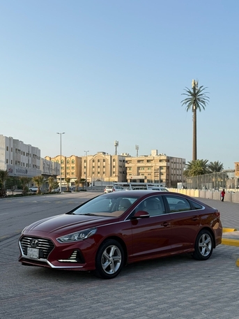 SAR 40,000 | Hyundai Sonata 2019 | Automatic | 2,019 KM