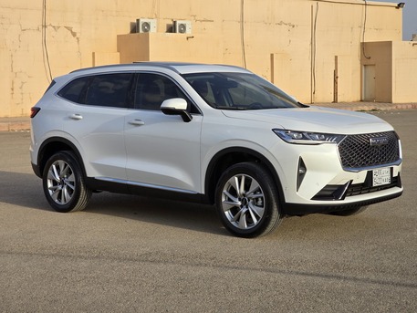 SAR 68,000 | Haval H6 2025 | Full Option | Very Low Mileage | Excellent Condition.