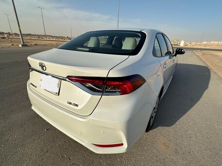 SAR 42,500 | 2021 Toyota Corolla XLE | Automatic | 175,000 KM | First Owner | Excellent Condition.