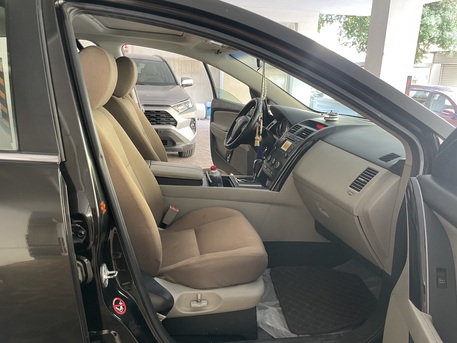 SAR 26,000 | Mazda CX-9 2010 | Spacious 7-Seater | Well Maintained Family Car.