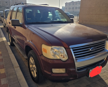 SAR 15,000 | Ford Explorer XLT 2009 | Automatic | 271,000 KM | 4×4 | Good Running Condition