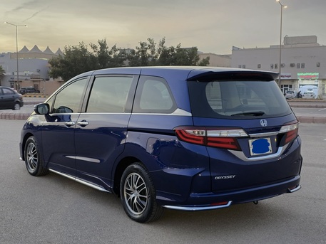 SAR 42,000 | Honda Odyssey 2018 | Automatic | 189,000 KM | Good Condition