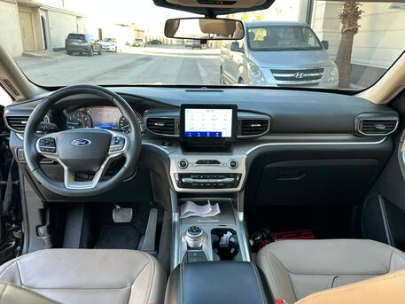 SAR 135K | Ford Explorer XLT 2021 | 4×4 | 58K KM | Full Options | Panoramic Roof | First Owner | 100% Accident Free