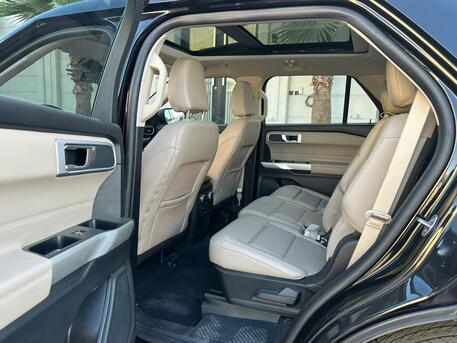 SAR 135K | Ford Explorer XLT 2021 | 4×4 | 58K KM | Full Options | Panoramic Roof | First Owner | 100% Accident Free