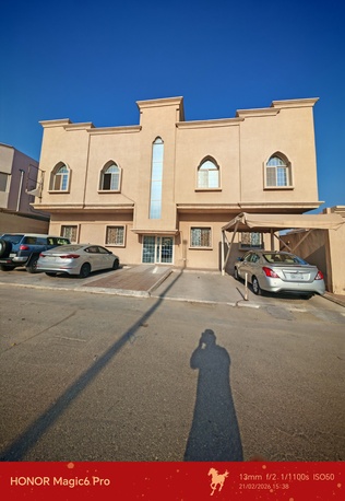 SAR 27,600 Yearly | Spacious 2 Bedroom Flat | External | 600m from Indian Boys School
