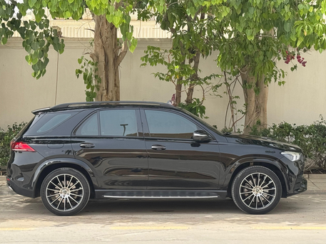 Mercedes-Benz 450, 2022, Automatic, 92000 KM, Mercedes Benz GLE450 – AMG KIT – Black Edition –
