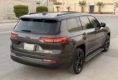 SAR 136,000 | Jeep Grand Cherokee L 2023 | Automatic | 77,000 KM | 7 Seats | Zero Paint