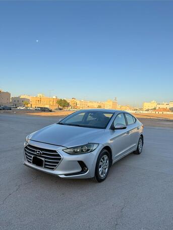 SAR 35,000 | Hyundai Elantra 2017 | Automatic | 280,000 KM