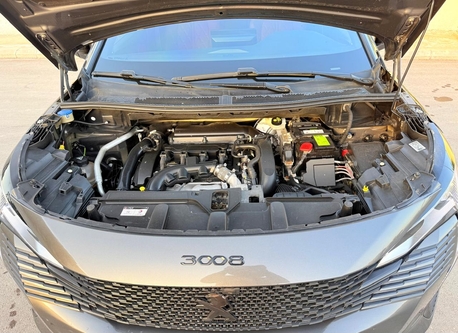 SAR 58000, Peugeot 3008, 2023, Automatic, 85000 KM, Model