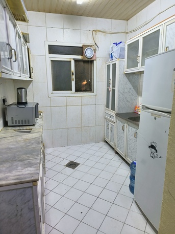 SAR 550/Month | Executive Bed Space in Furnished Flat | Near Tea-Shoes Hara (SIB-R1)