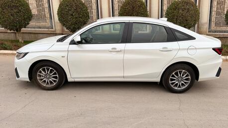 Toyota Yaris Y | 2023 | Automatic | 70,000 km | Registered 2024 | Excellent Condition