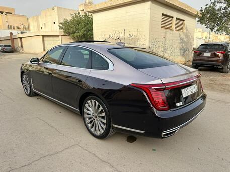 SAR 127,000 | Hongqi H9 2021 | Automatic | 51,000 KM | 2.0T Turbo | Fully Loaded | Panorama Sunroof