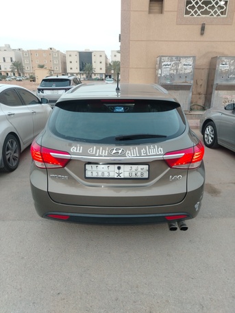 SAR 27,000 | Hyundai i40 2012 | Automatic | 175,651 KM | Limited Use | Excellent Condition