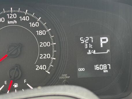 AR 65,000 | Toyota Corolla XLi Executive 2021 | Automatic | 16,200 KM | Very Low Mileage
