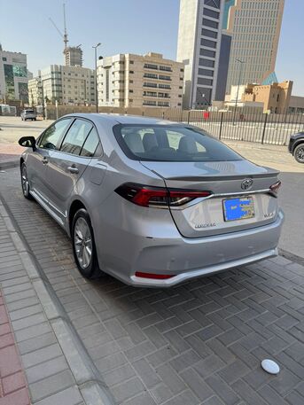 AR 65,000 | Toyota Corolla XLi Executive 2021 | Automatic | 16,200 KM | Very Low Mileage