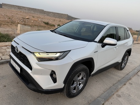 SAR 95,000 | Toyota RAV4 Hybrid 2024 | Automatic | 50,000 KM | Very Clean | Well Maintained