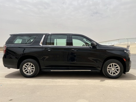 SAR 145,000 | Chevrolet Suburban 2023 | Automatic | 120,000 KM | Special Deal