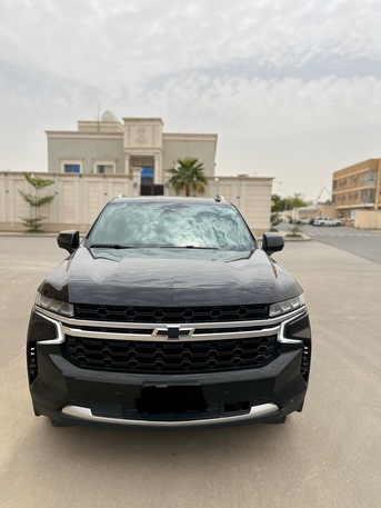 SAR 145,000 | Chevrolet Suburban 2023 | Automatic | 120,000 KM | Special Deal