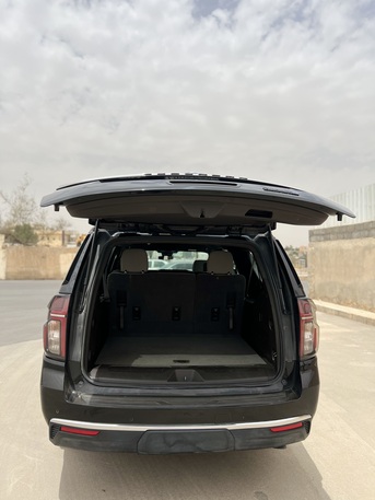 SAR 145,000 | Chevrolet Suburban 2023 | Automatic | 120,000 KM | Special Deal