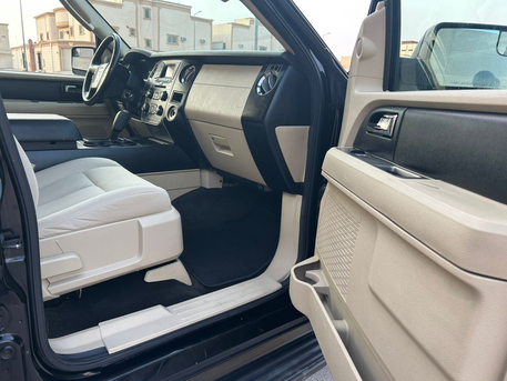 SAR 49,000 | Ford Expedition 2016 | Automatic | 239,000 KM | For Sale